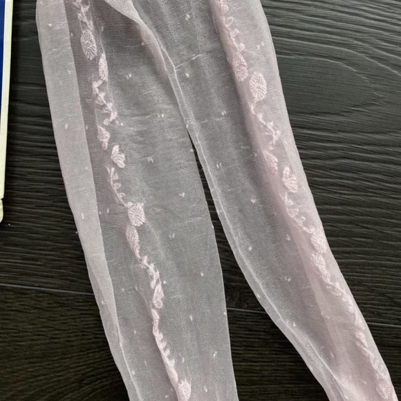 Vintage Givenchy tights - Picture 3 of 4